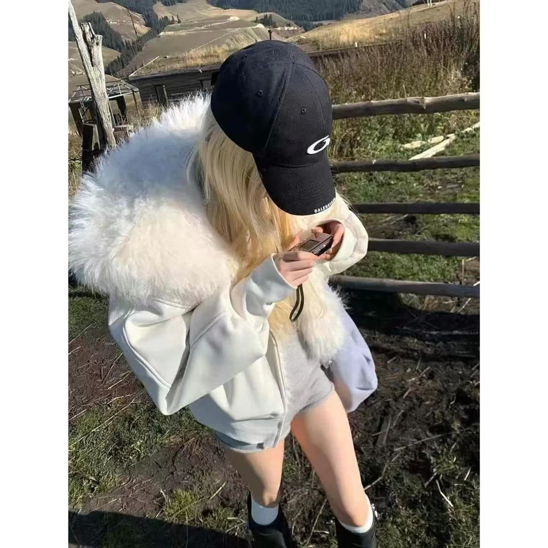 徐秋阳  初雪 百搭时尚休闲设计感显瘦显白毛毛外套11997