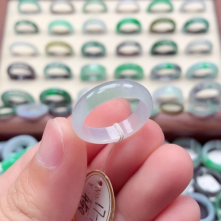 翡翠戒指未镶嵌17-18号