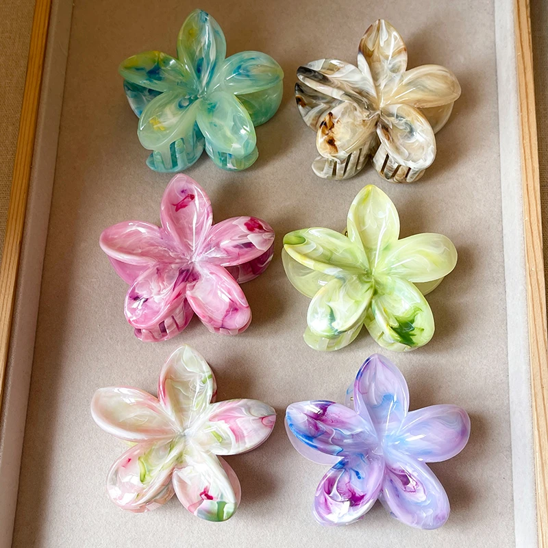 炫彩花朵抓夹女高级感2025新款发夹后脑勺鲨鱼夹鸡蛋花夹子发饰品