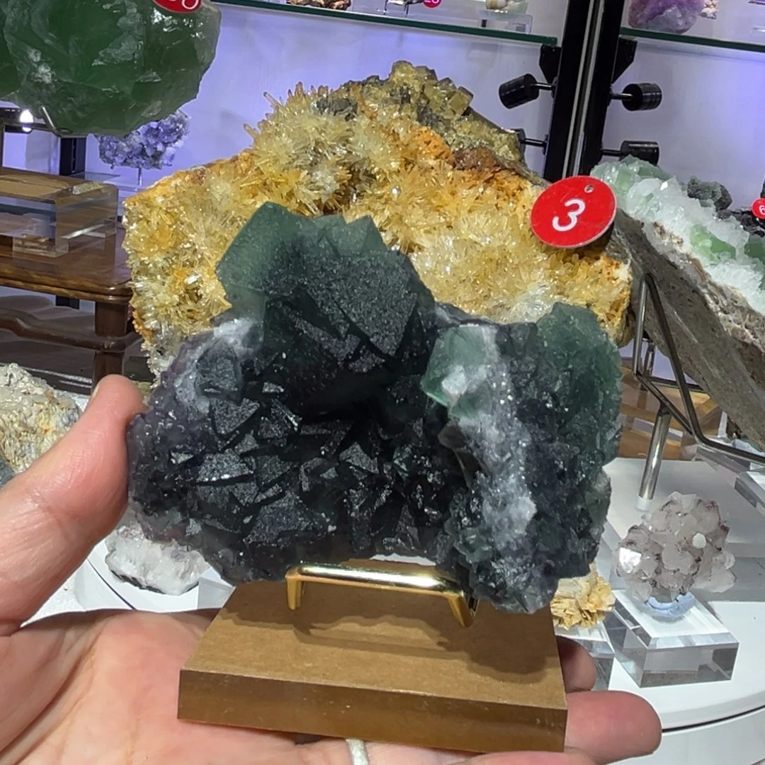 石材水晶萤石摆件