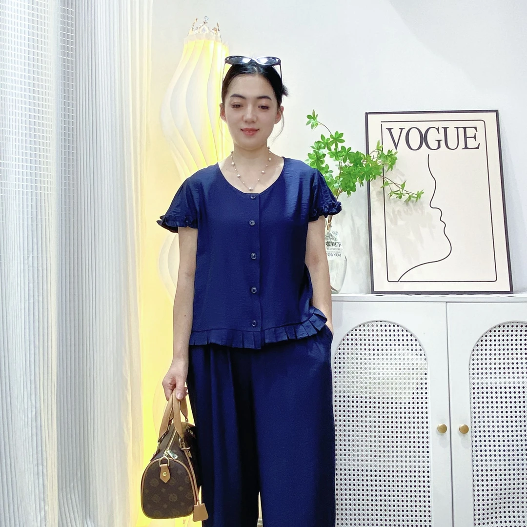【木子原创】新款法式休闲风气质优雅高端洋气荷叶边时尚爆款套装潮