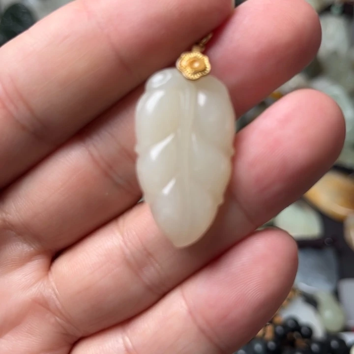 和田玉（青白玉）未镶嵌颈饰