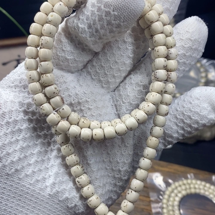 蔡***蔡吊坠星月菩提Yyyyyyyyyyyy6