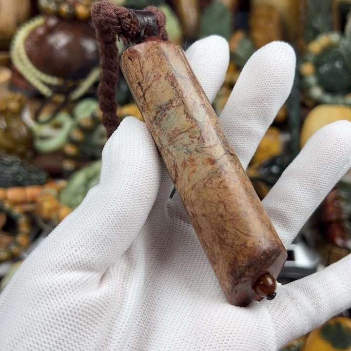 岫岩河磨玉（透闪石质玉）未镶嵌把件