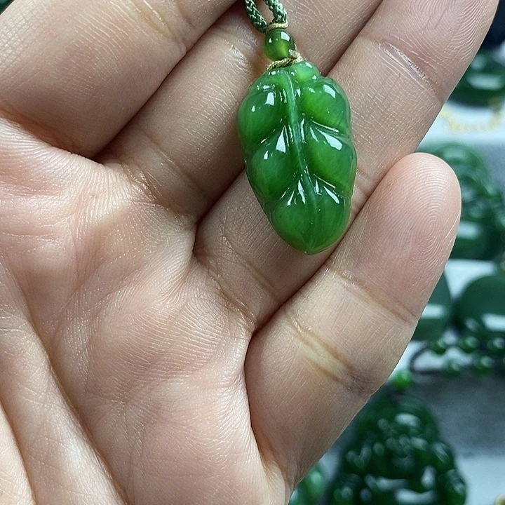 和田玉（碧玉）未镶嵌项链