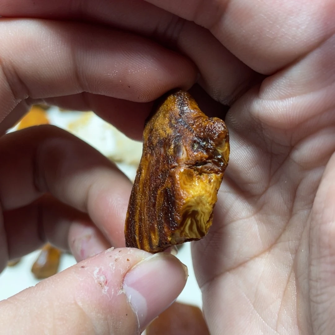 定制琥珀天然原矿