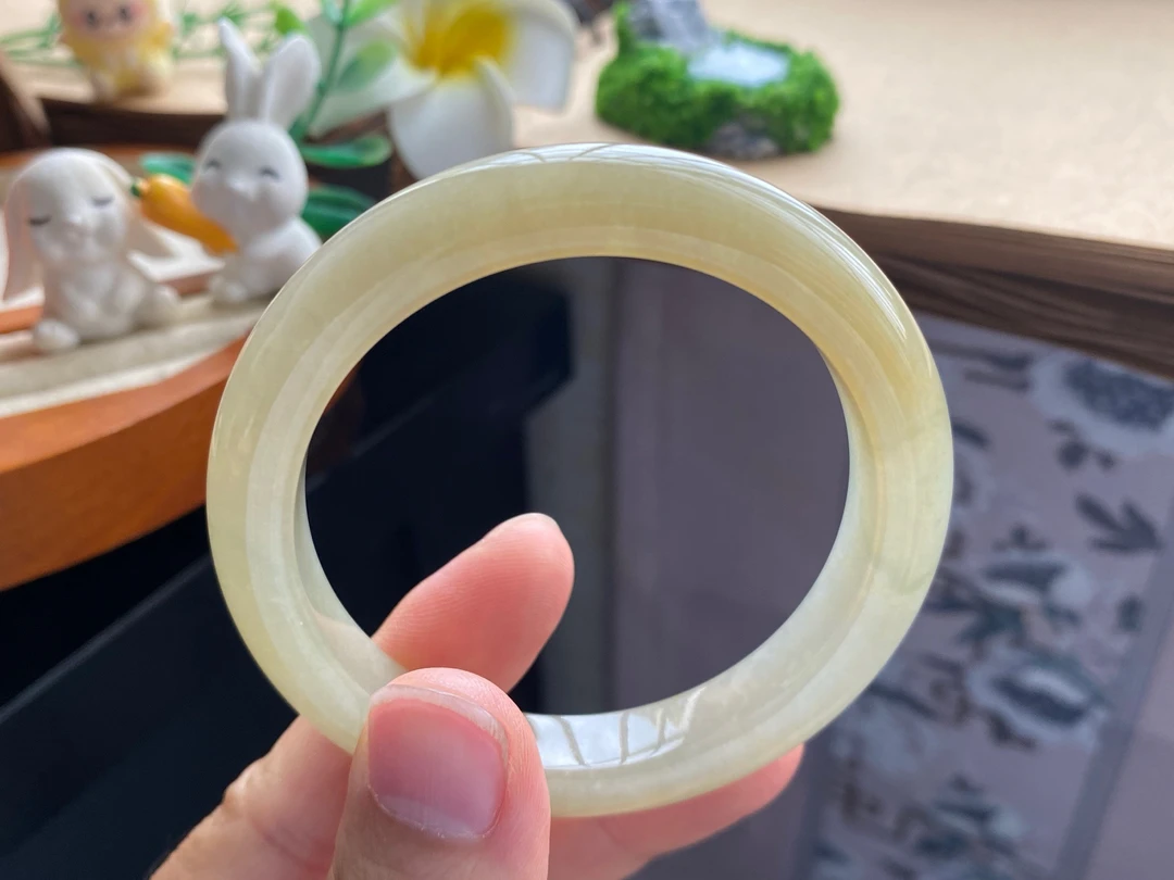 1.22批13452号手镯52.2-10-8满圈都是暖暖的黄色调！特别温暖和煦