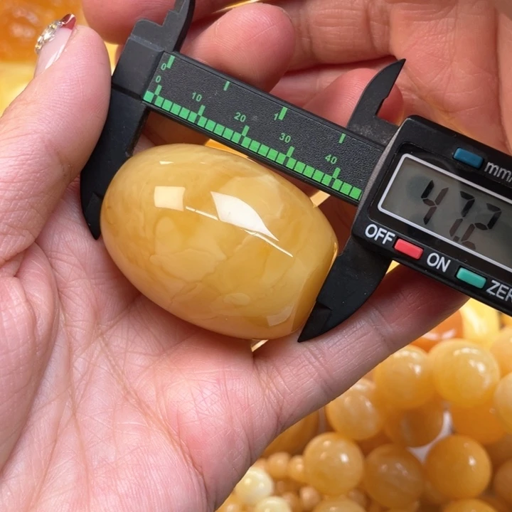 蜜蜡裸石未镶嵌蜜蜡