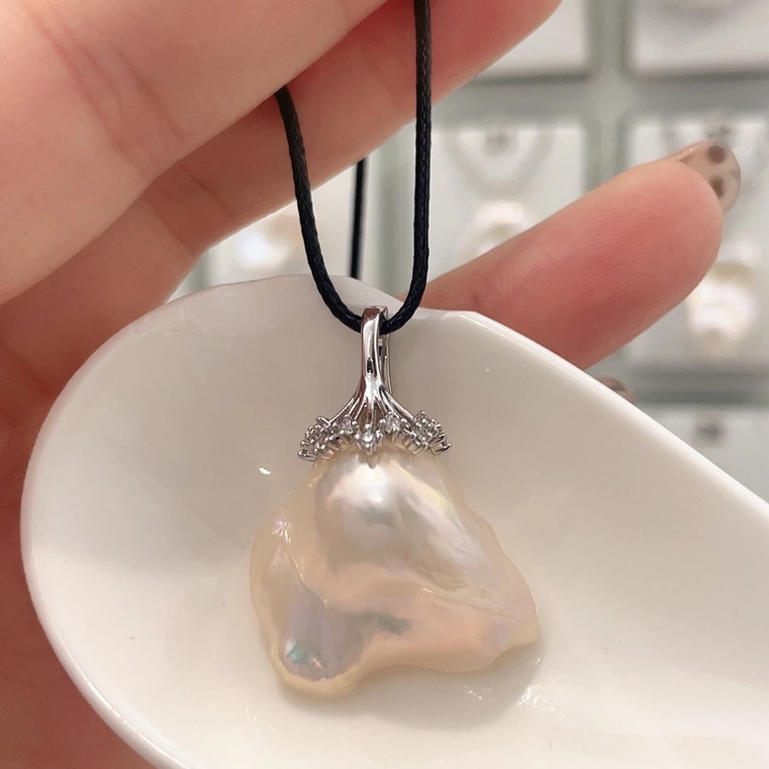 颈饰未镶嵌淡水珍珠