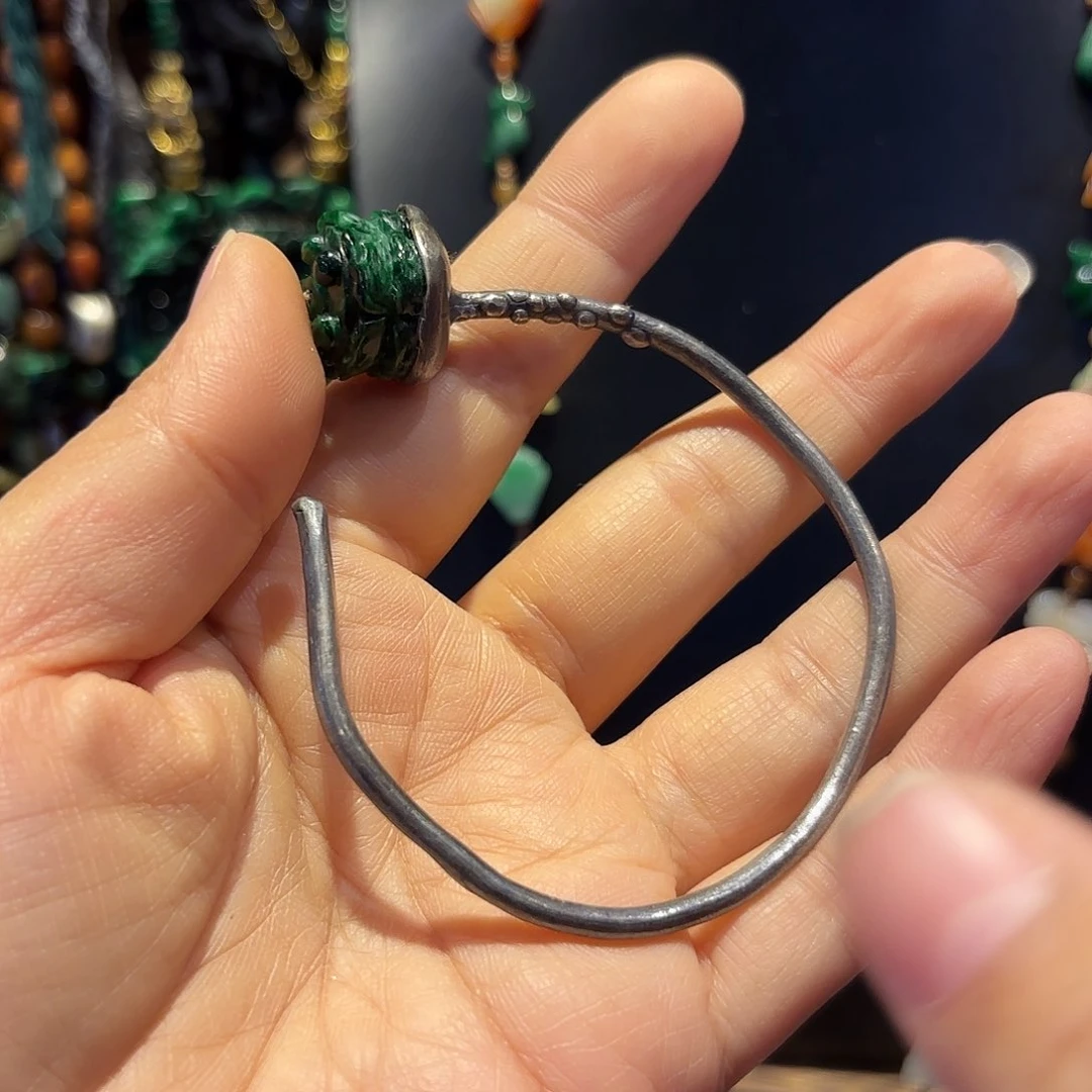 翡翠手镯未镶嵌原创