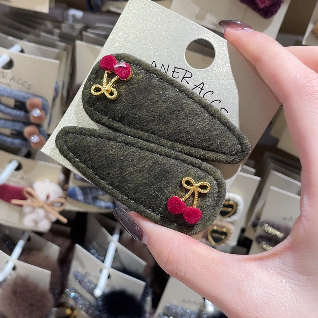 皮质非金属绿色樱桃