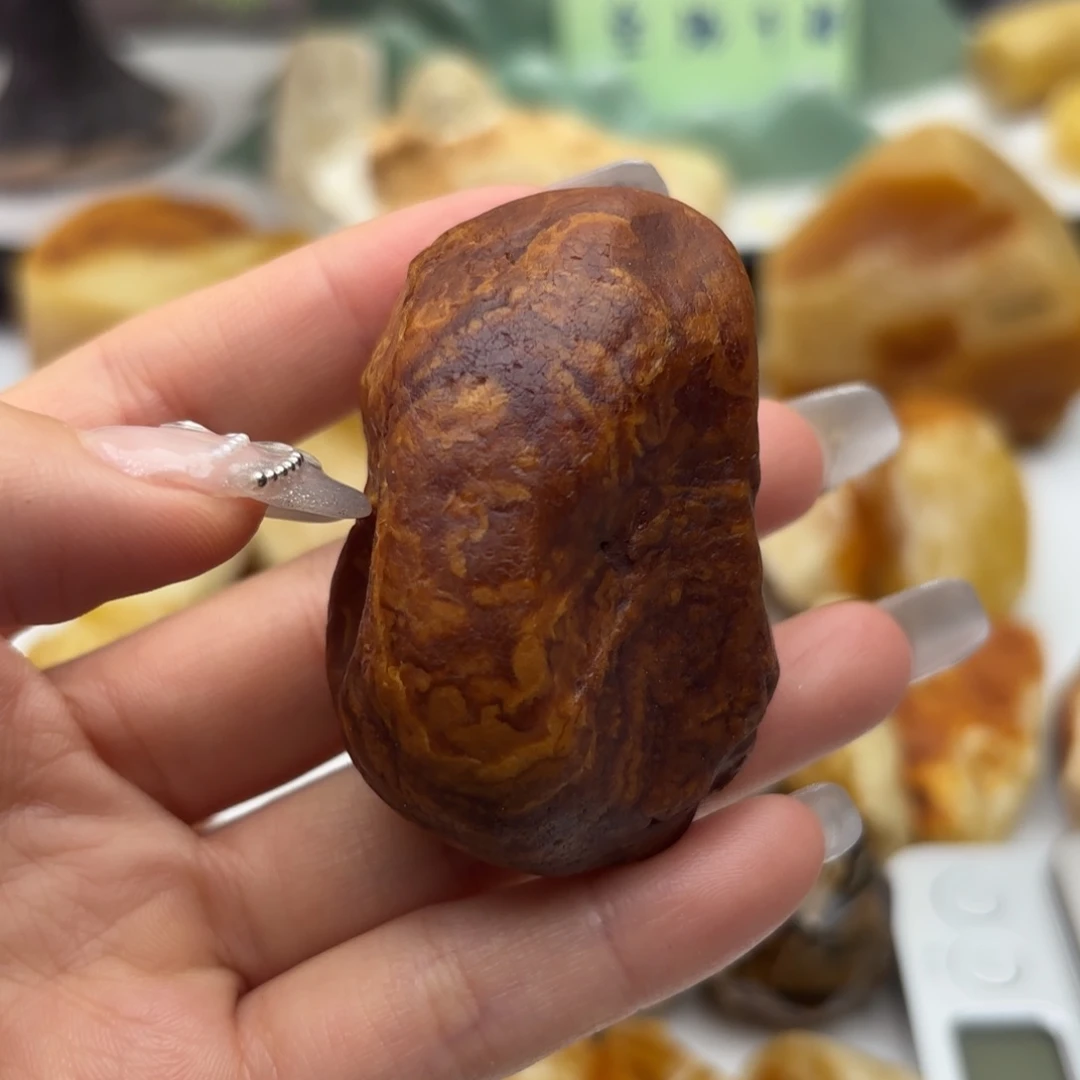 定制琥珀未镶嵌谱*