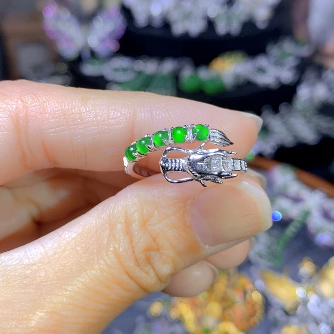 翡翠颈饰银S925镶嵌天然翡翠