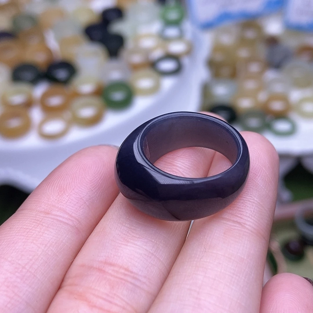 未镶嵌戒指和田玉17.4帝紫