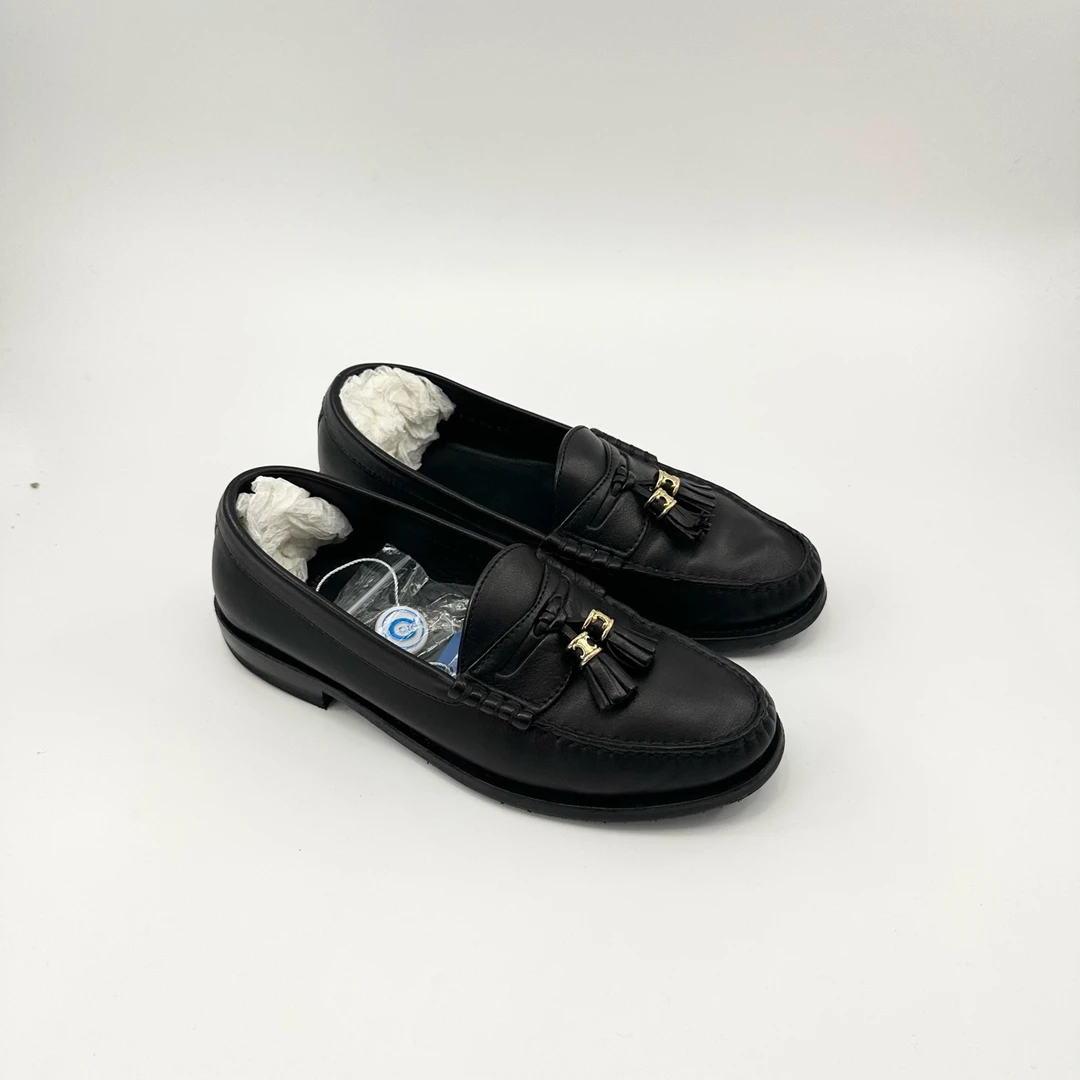 95新 Celine/思琳 36.5码/黑色凯旋门金扣流苏乐福鞋/pp426209