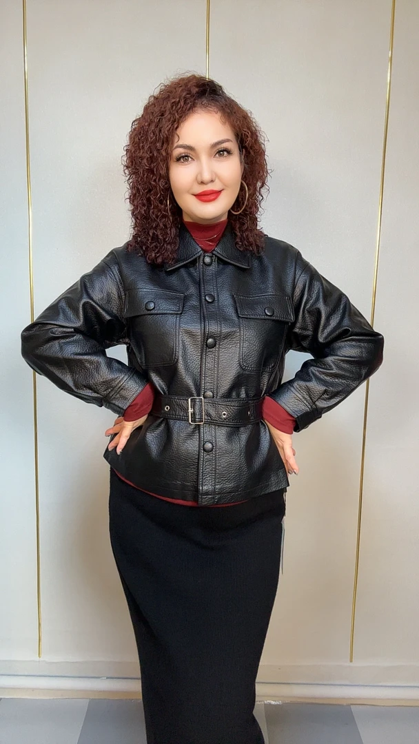 2025年新款女装外套女款网红时尚