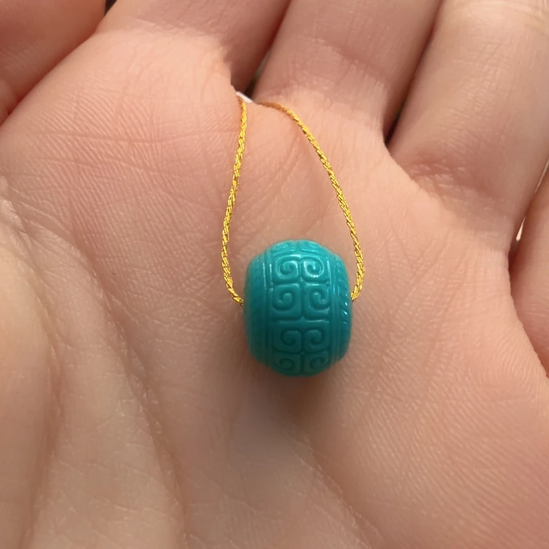 绿松石未镶嵌颈饰