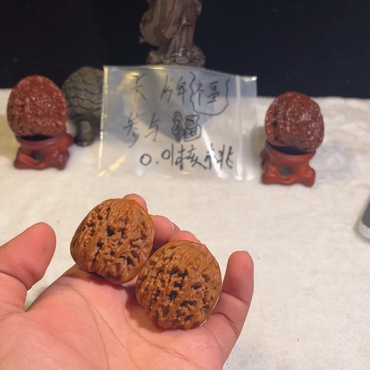 文玩核桃吊坠文玩核桃