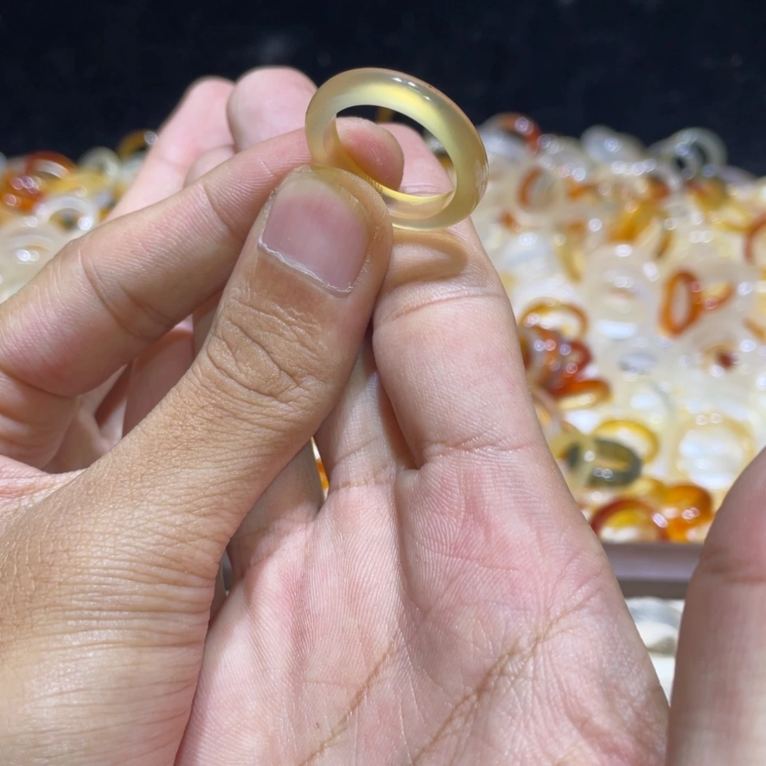 玛瑙/玉髓合金戒指85号港19 默认瑕疵