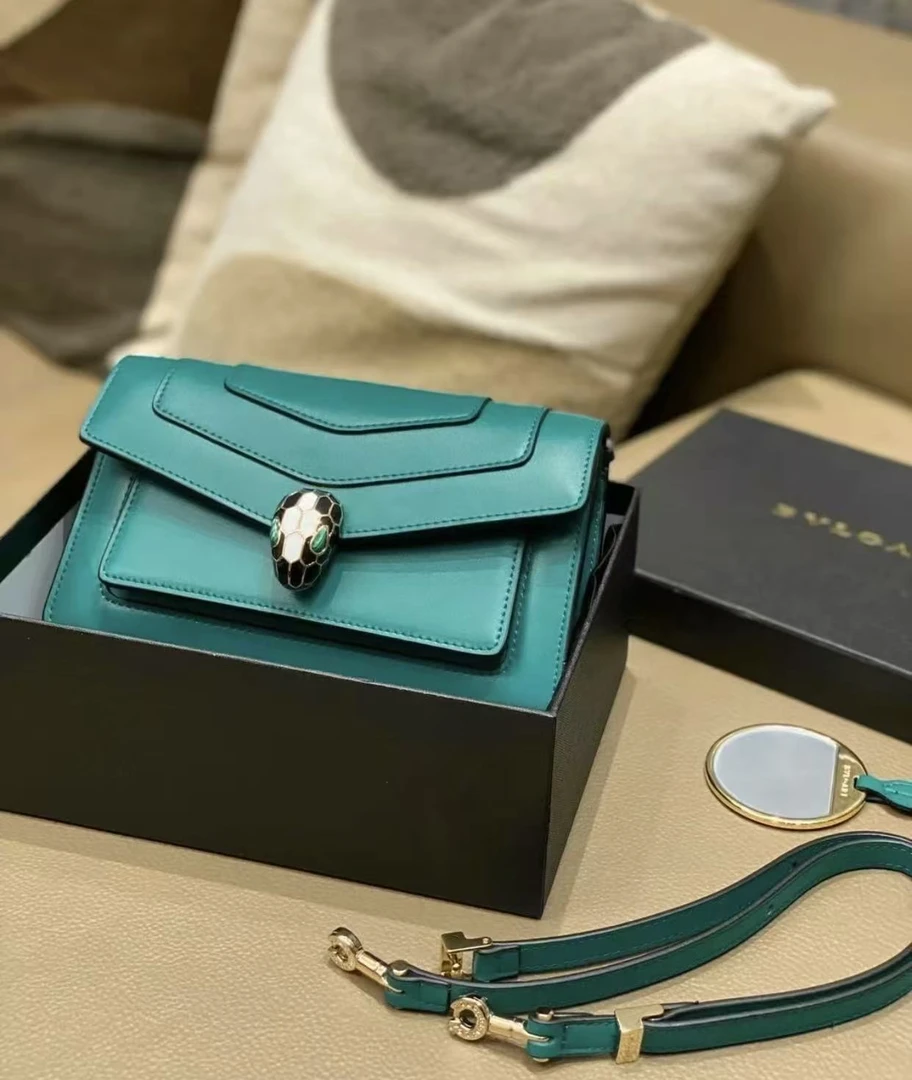 95新 BVLGARI/宝格丽 绿色蛇头mini 16033763