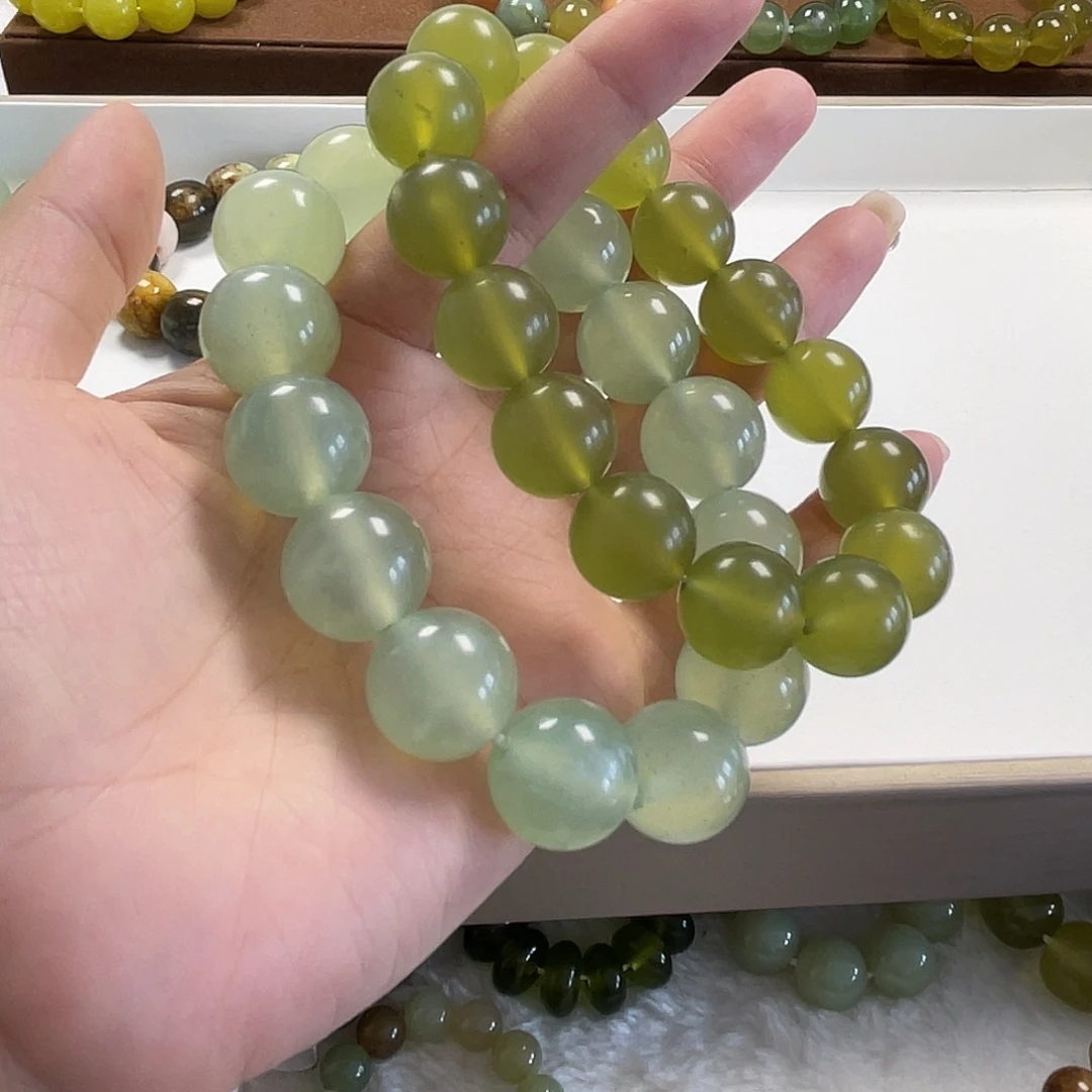 其***会未镶嵌蛇纹石玉手链