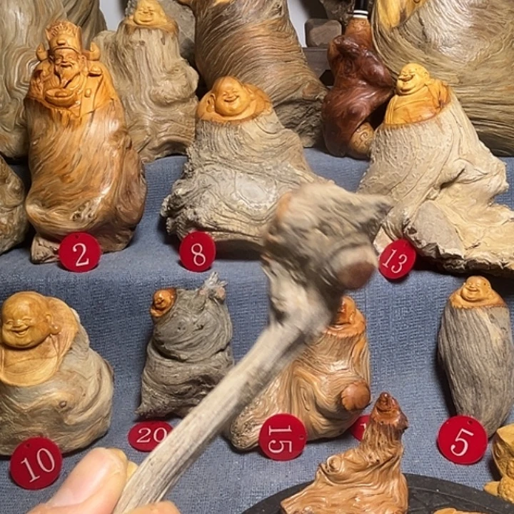 用***7太行崖柏工艺小件