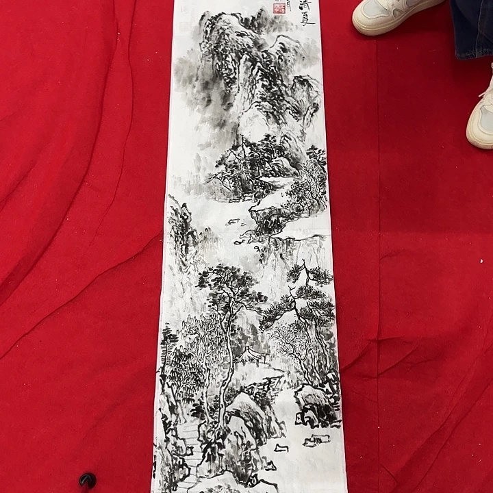 国画花鸟的翅膀和翅膀是