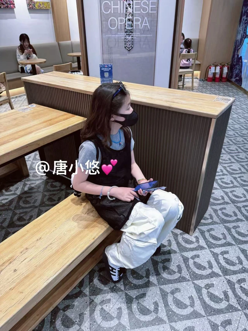 唐小悠 童装定制款 上新2025小悠同款 贝壳头板鞋