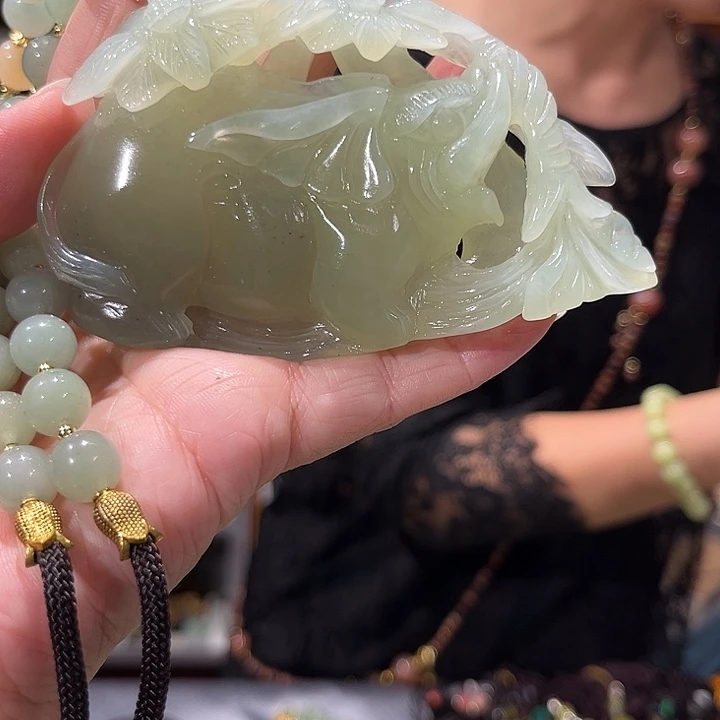 未镶嵌岫玉毛衣链