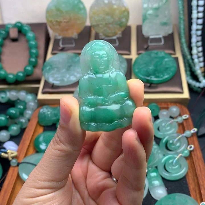 未镶嵌石英质玉珠宝半成品