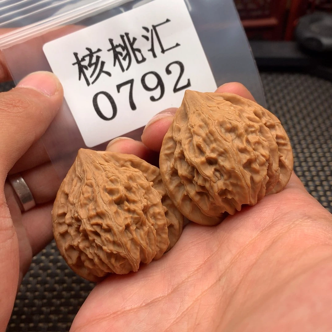 文玩核桃吊坠灯笼42