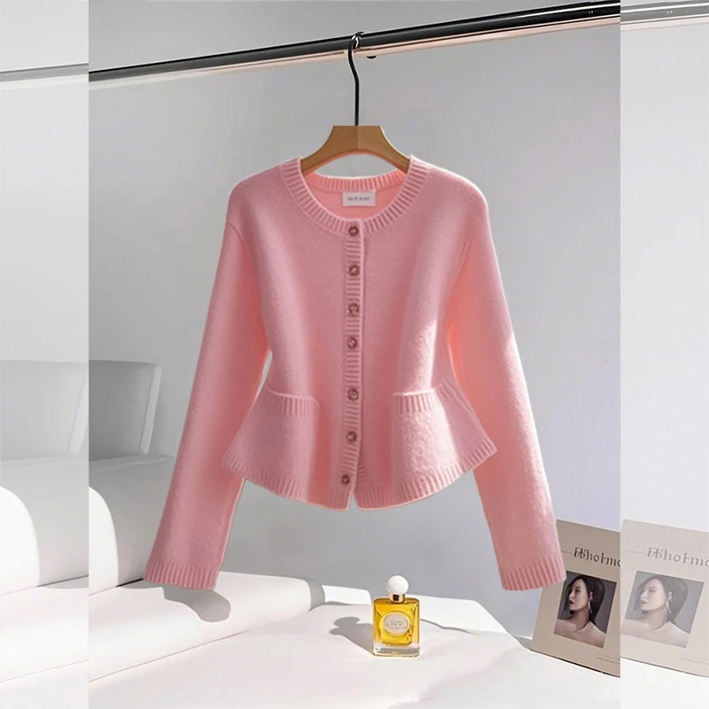 2025秋季新款女穿搭洋气时尚名媛气质高级感粉色毛针织衫上衣爆款