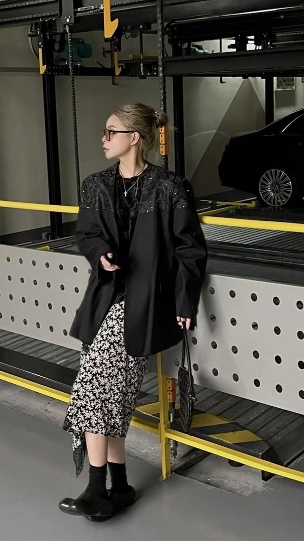 丸子呀呀亮片西装