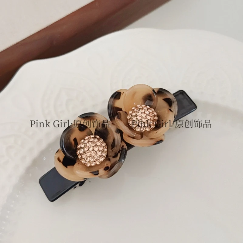 Pink Girl T310醋酸秋冬新款弹簧夹百搭高级感简约复古花朵发饰