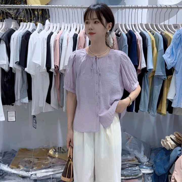 圆领系带褶皱短袖衬衫女韩版宽松显瘦洋气小衫单排扣休闲上衣潮