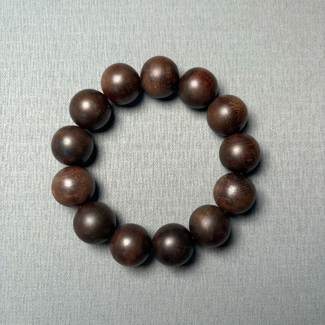 DZP005 沉香圆珠手串尺寸约18mm 多样性发一件