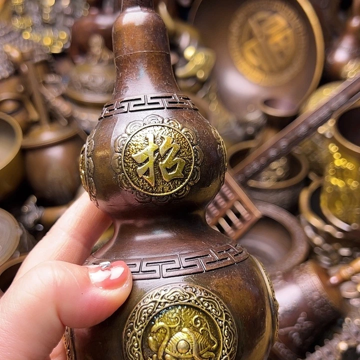 铜11233558669996699