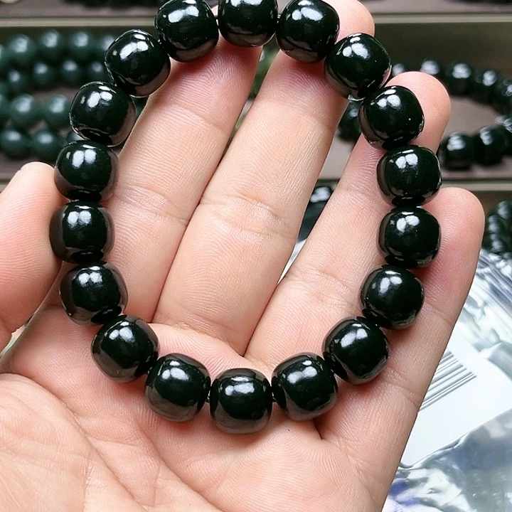 【闪购商品】未镶嵌和田玉手链G****g
