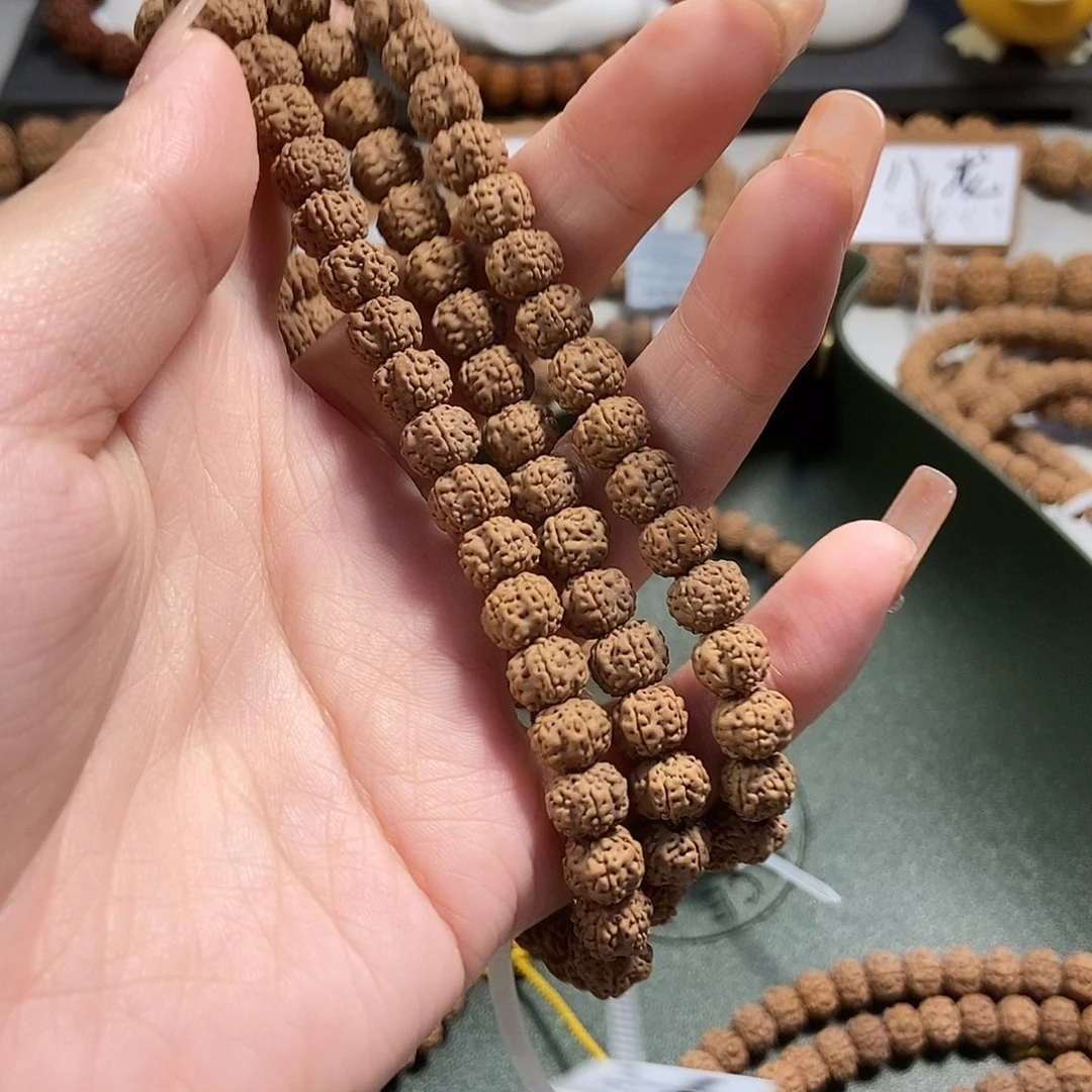 等***的把件金刚菩提花王