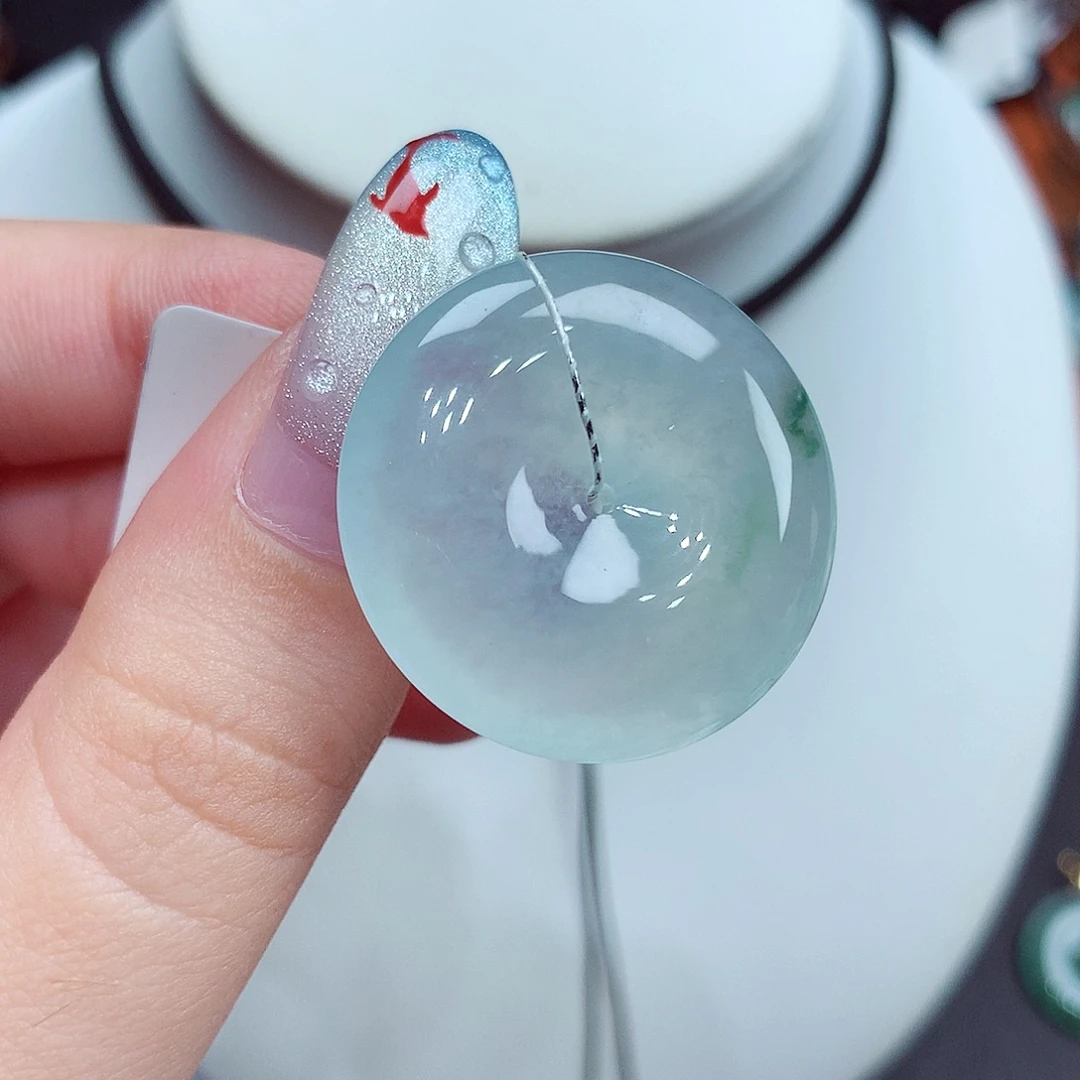 翡翠未镶嵌颈饰翡翠87，26.5/6.2