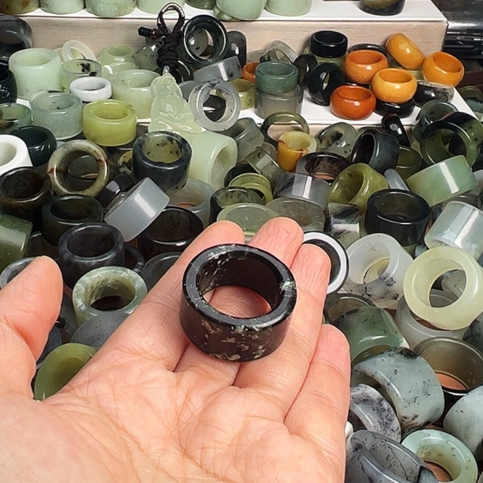 【闪购商品】未镶嵌蛇纹石玉戒指