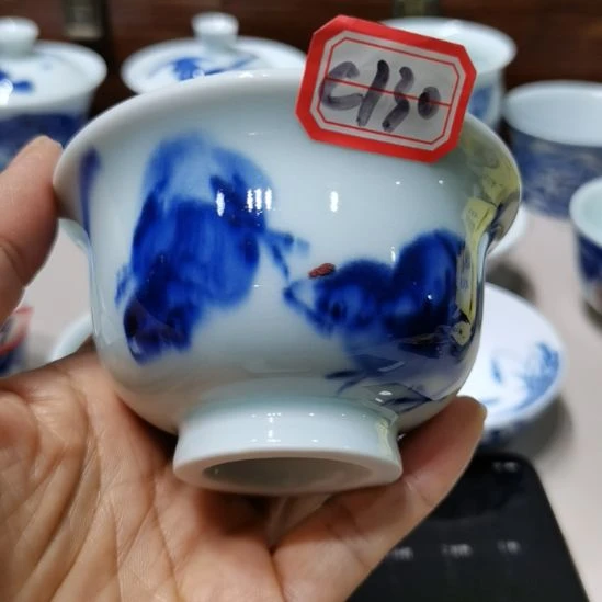 苹***气杯张学鸿老师青花釉里红