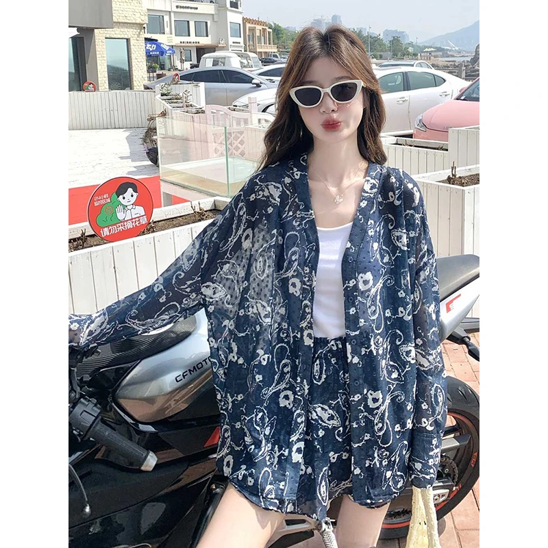 法式时尚气质套装女夏季新款设计感印花长袖防晒衫上衣短裤两件套