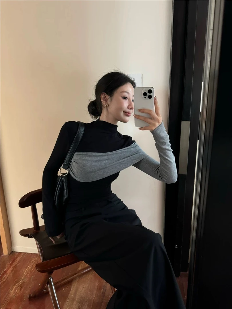 撞色拼接半高领长袖T恤女春季设计感修身内搭气质显瘦打底衫上衣