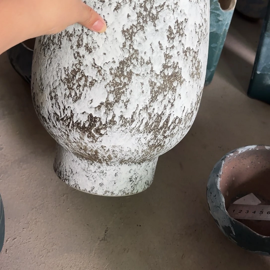 C***e摆件景德镇陶瓷花瓶