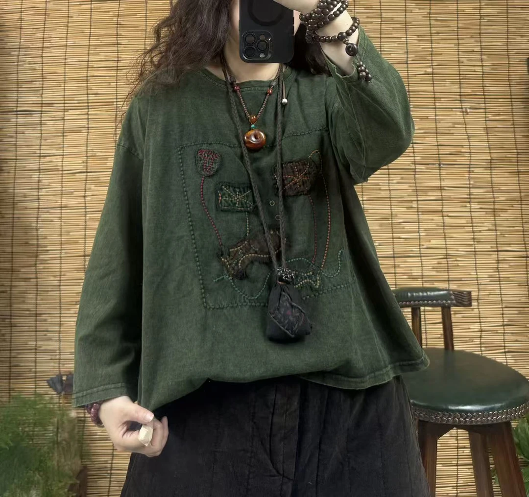 2210新款炒色刺绣小鱼荷花个性T恤（长58左右，90-160斤）