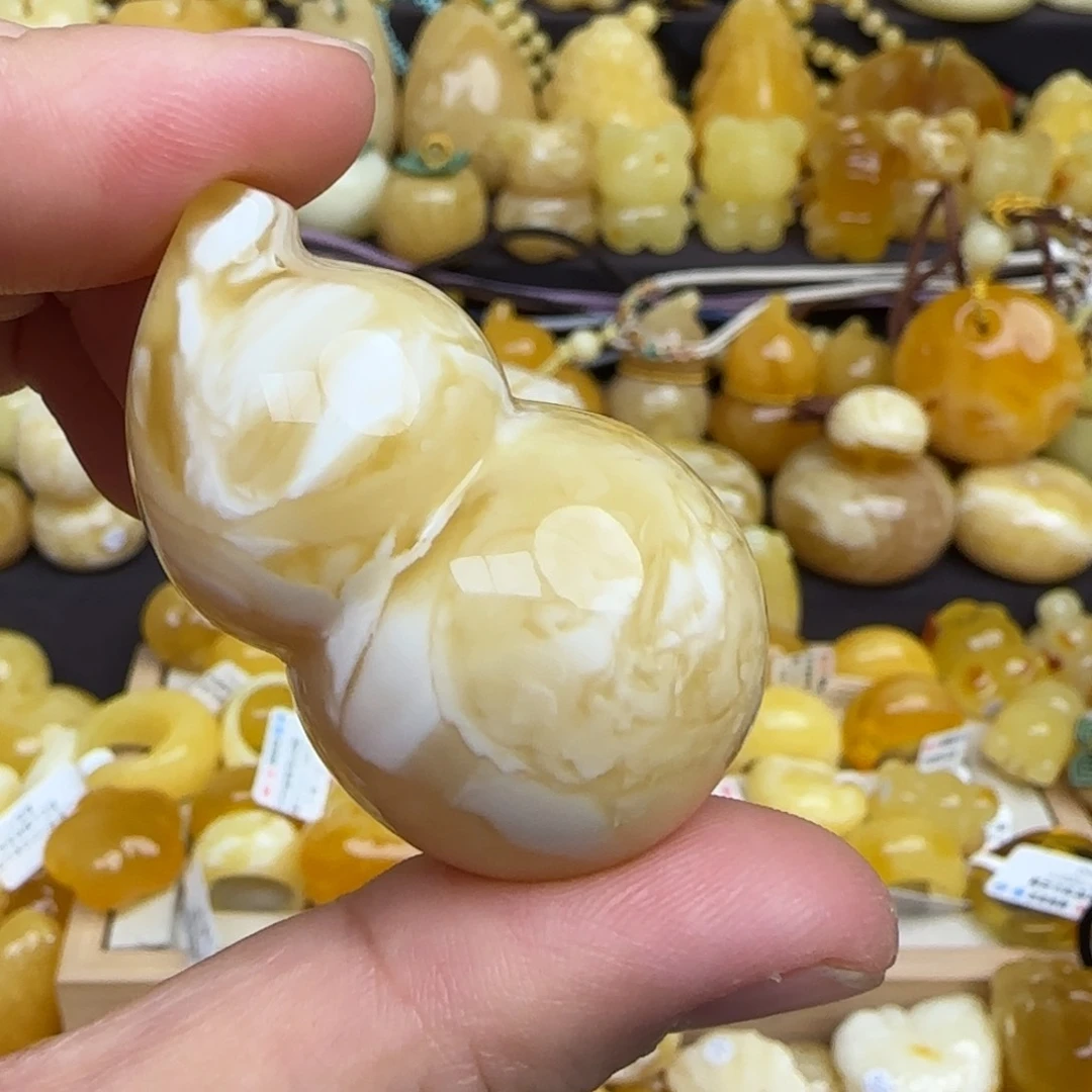 蜜蜡吊坠(赠链)未镶嵌Z****…蜜蜡葫芦吊坠