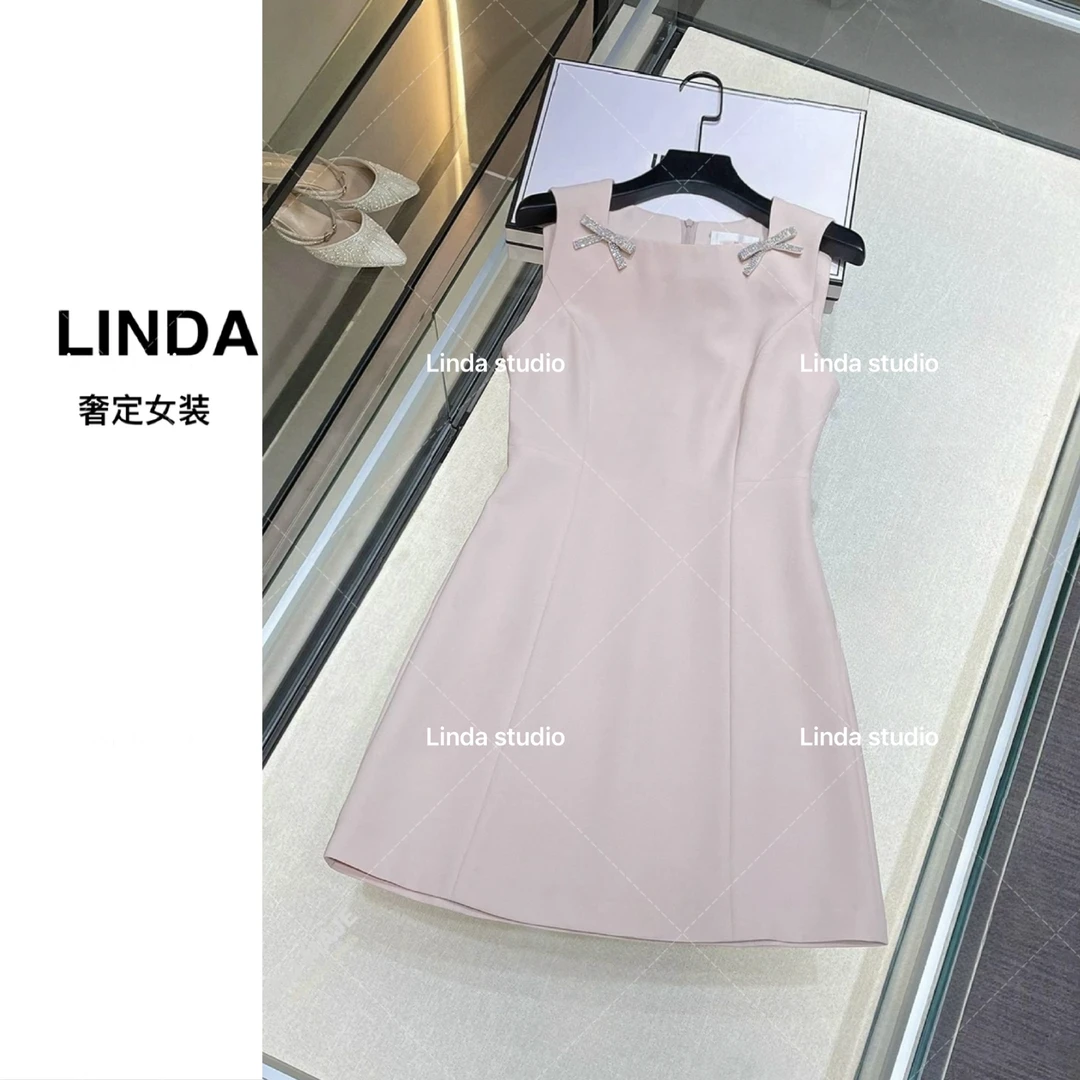 〖粉千金 卓雅风〗夏季新款千金优雅蝴蝶结方领无袖收腰连衣裙