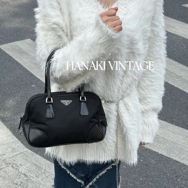 95新 Prada/普拉达 花绮中古/Prada黑色小号尼龙保龄球单肩包