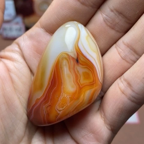 未镶嵌玛瑙/玉髓珠宝奇石